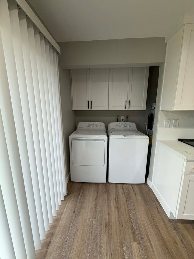 Building Photo - 5517 DayCrest Ct SE