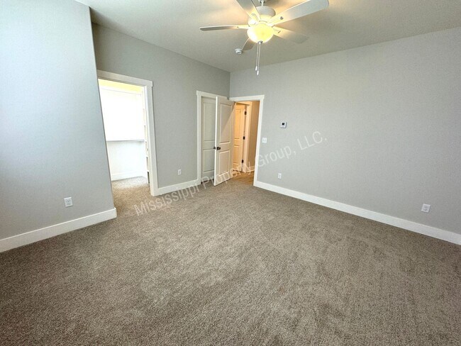 Building Photo - 3BD/3.5BA FOR RENT IN THE RESERVE