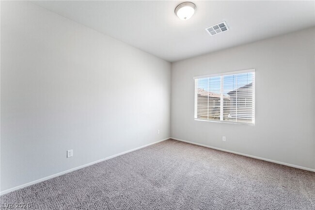 Building Photo - 4660 Blaise Ave