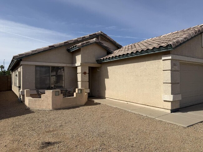 Building Photo - 8563 W Mission Ln