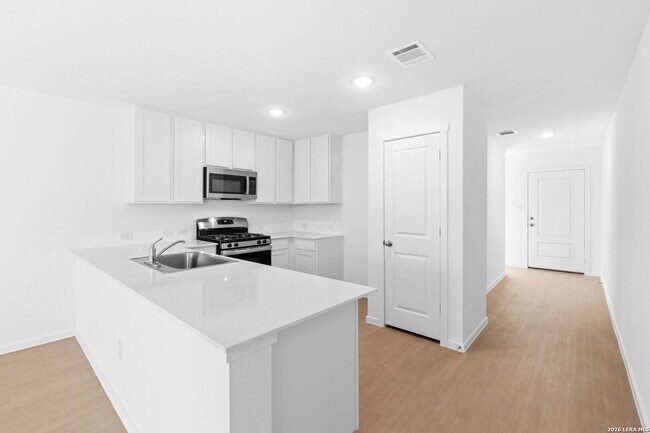 Building Photo - 3913 Glade Crk