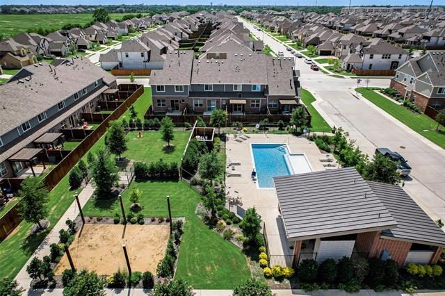Building Photo - 617 Springwell Pkwy