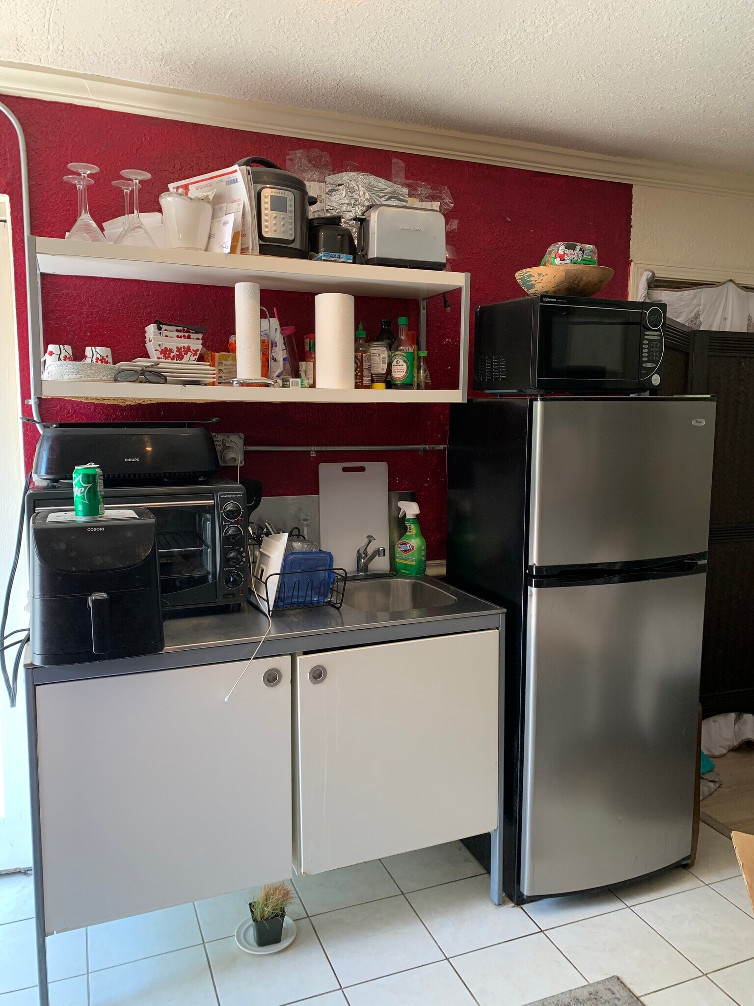 Building Photo - 3900 Seven Hills Rd