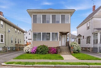Building Photo - 267-269 Farrington St