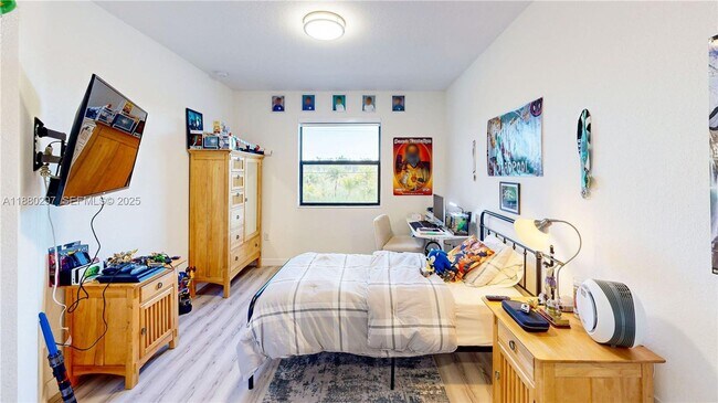 Building Photo - 24902 SW 107th Ave