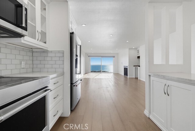 Building Photo - 3200 La Rotonda Dr