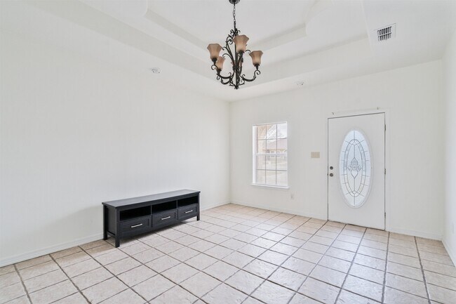 Building Photo - 104 Richard's Court