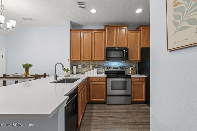 Building Photo - 6110 Bartram Village Dr