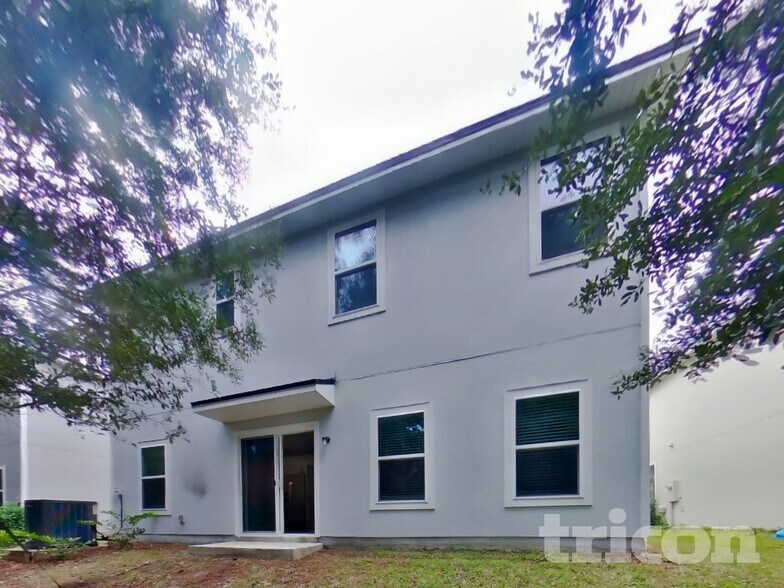 Building Photo - 2035 Dutton Island Oaks Wy