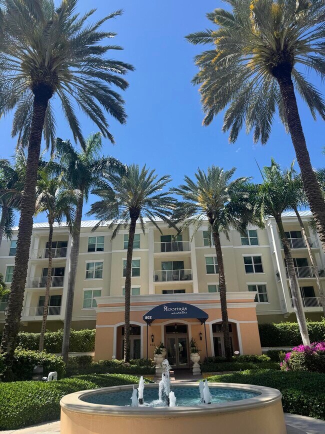 Building Photo - 356 Moorings Dr