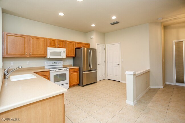 Building Photo - 16246 Ravina Way