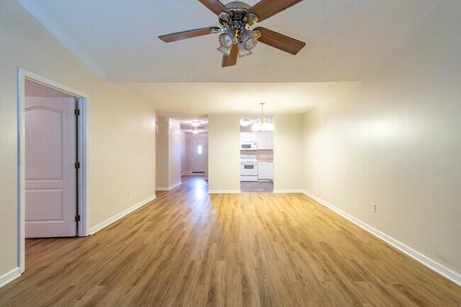 Building Photo - 3211 Misty Hill Way