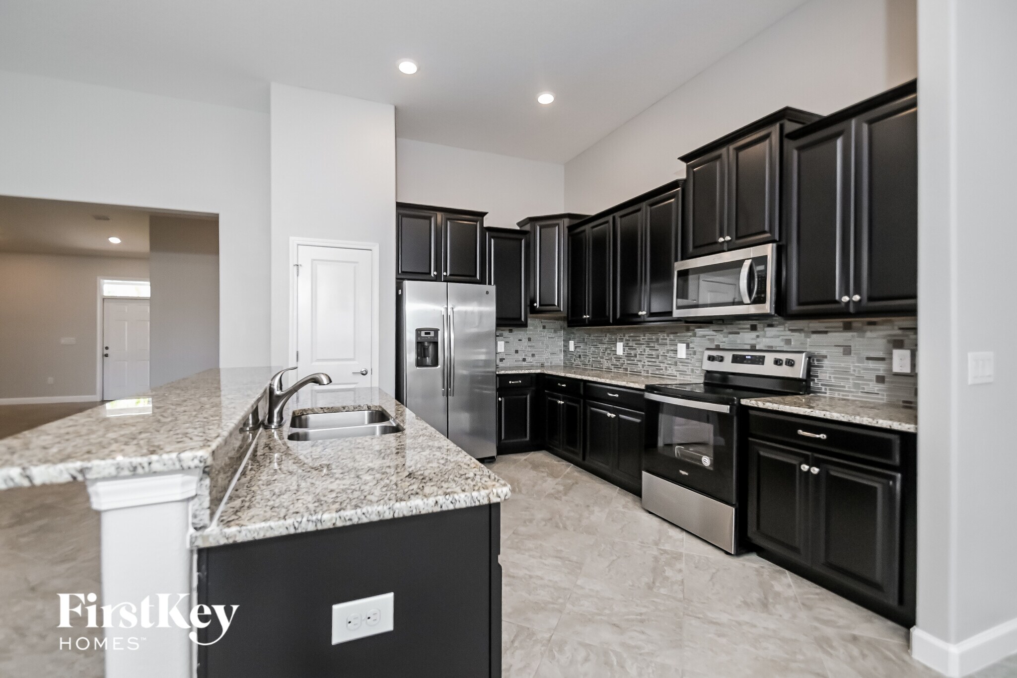 Building Photo - 12016 Cinnamon Fern Dr