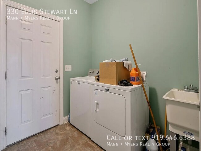 Building Photo - 330 Ellis Stewart Ln