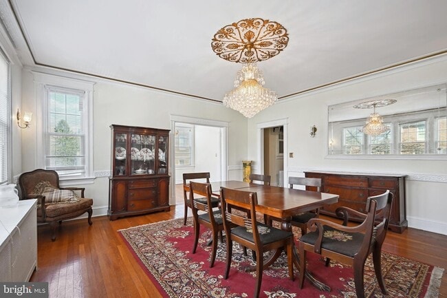 Building Photo - 4221 16th St NW