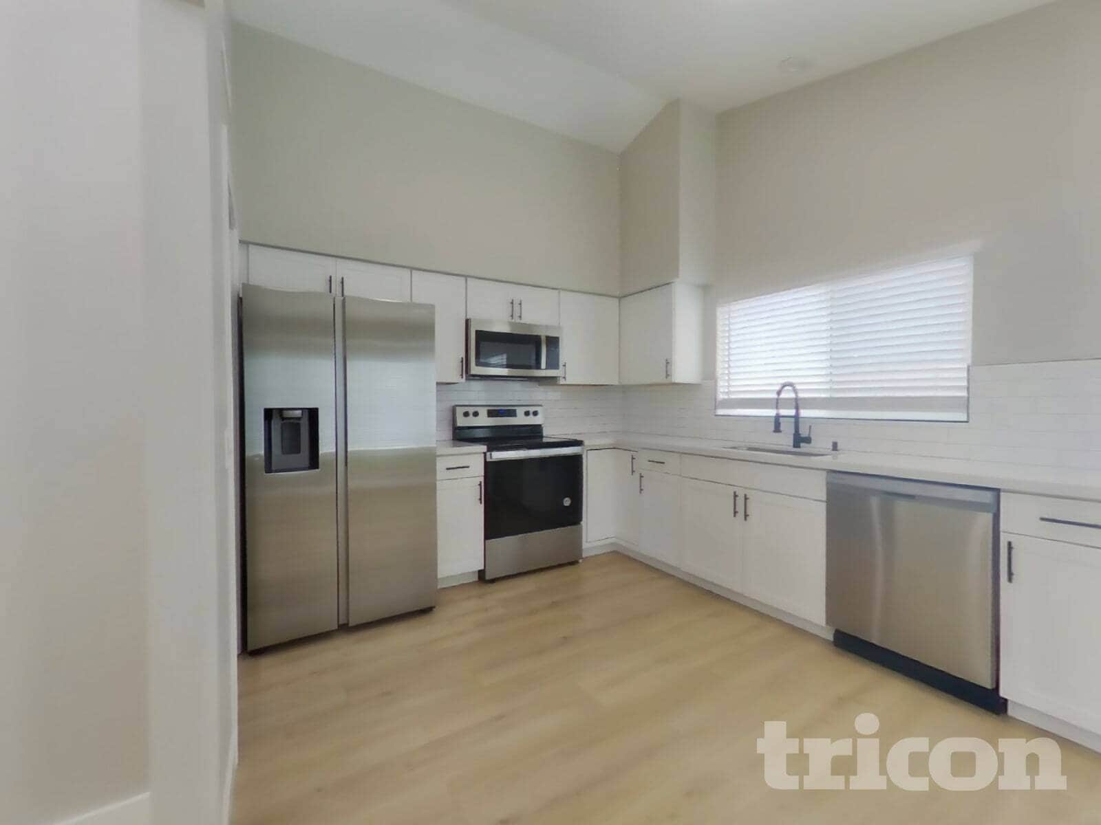 Building Photo - 1934 E Kent Ave