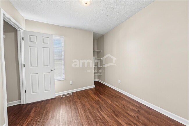 Building Photo - 2223 Fedders Ct