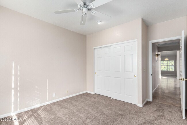 Building Photo - 12349 N 71st Dr