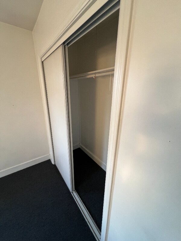 Building Photo - 4213 N Westview Dr