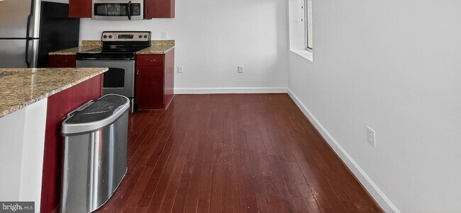 Building Photo - 5405 9th St NW