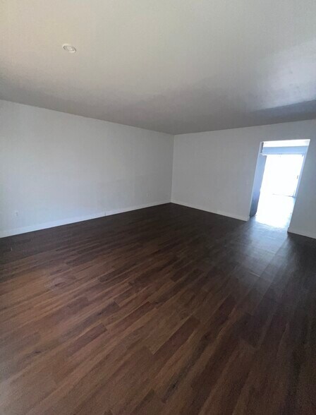 Building Photo - 4434 N 53rd Ln
