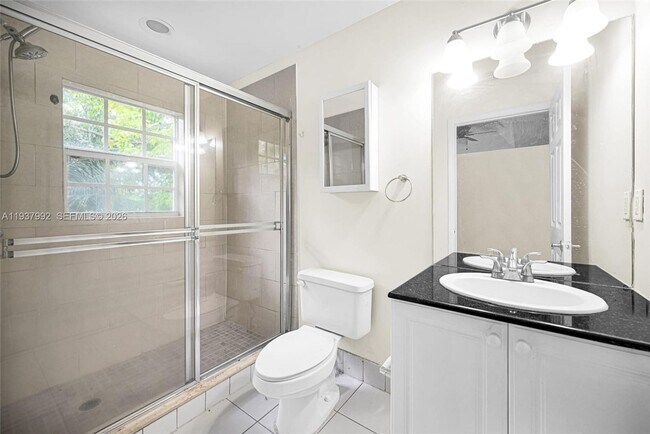 Building Photo - 1731 NW 94th Ave