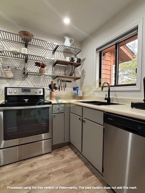 Building Photo - 551 Courtwood Ln