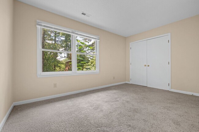 Building Photo - TWO WEEKS OFF RENT! Two Bedroom Townhome with Private Wraparound Deck in Carrboro!