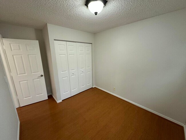 Building Photo - 3291 SW 4th St