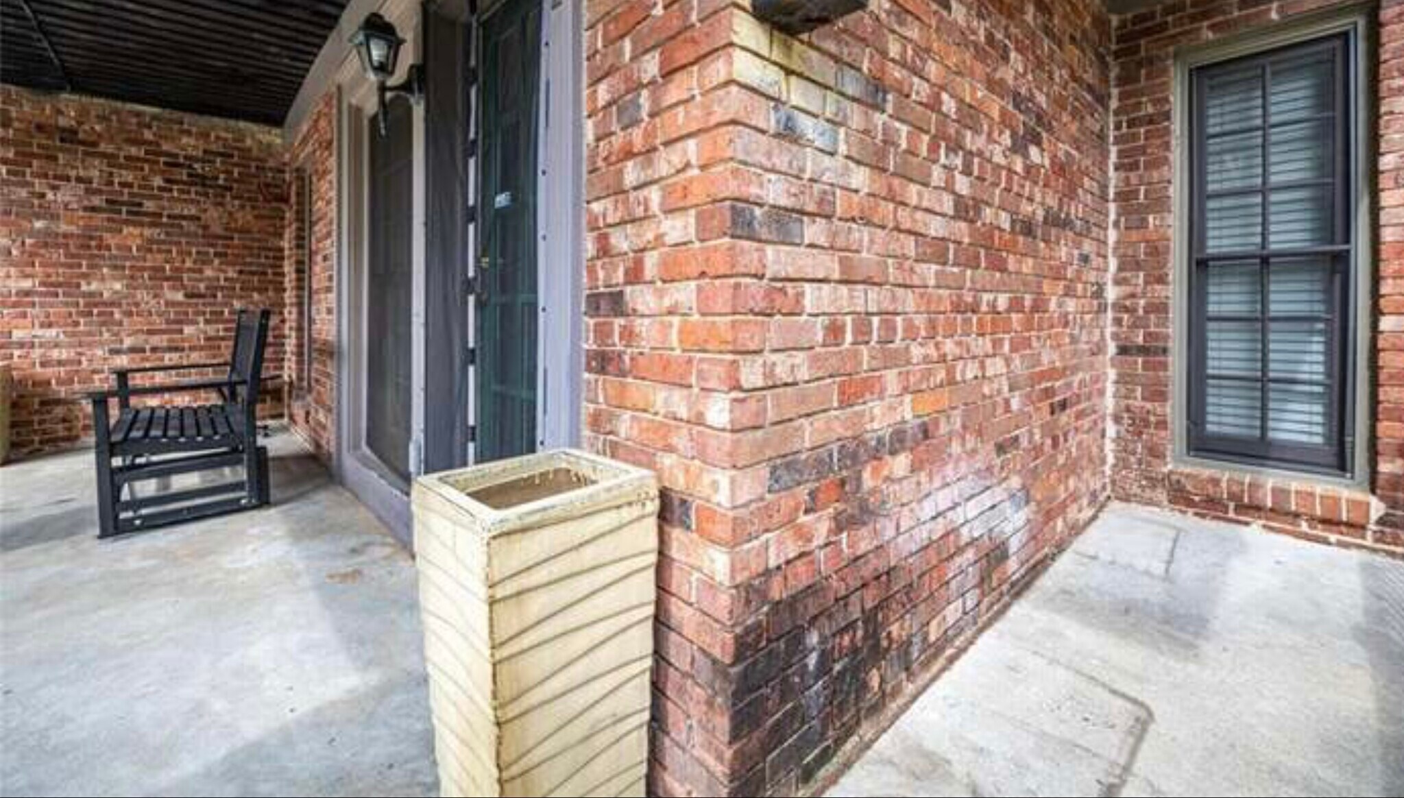 Building Photo - 3091 Colonial Way