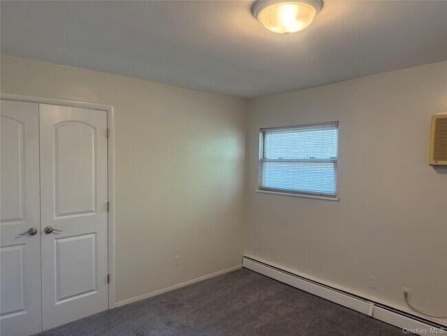 Building Photo - 55 Hickory Rd