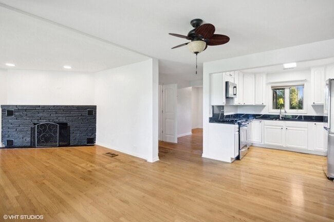 Building Photo - 2897 87th St