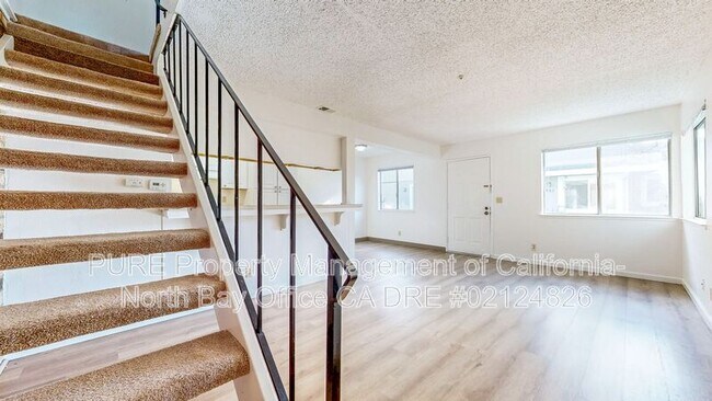 Building Photo - 1877 Dorado Ct