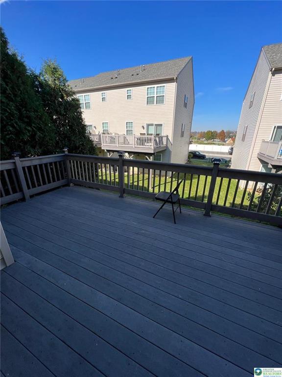 Building Photo - 211 Auburn Dr