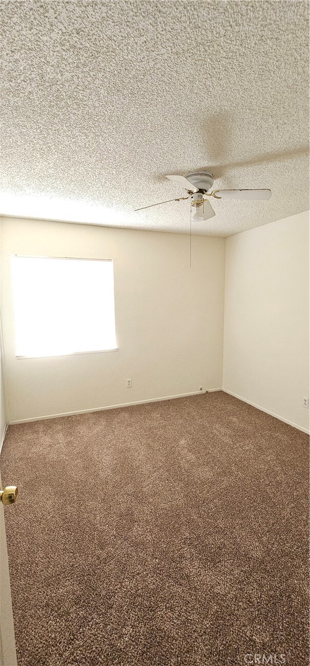 Building Photo - 1518 Canterbury Cir