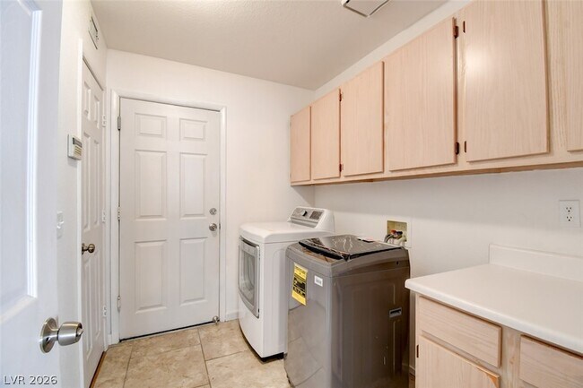 Building Photo - 1334 Pine Terrace Ct