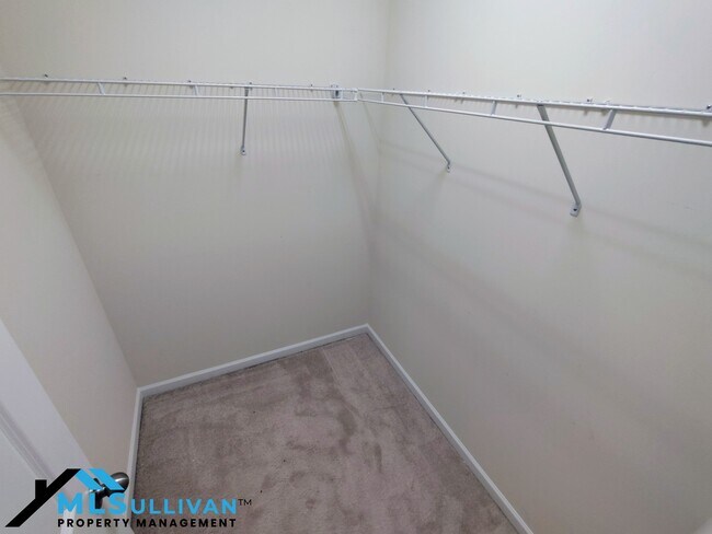 Building Photo - 5454 Jessip St