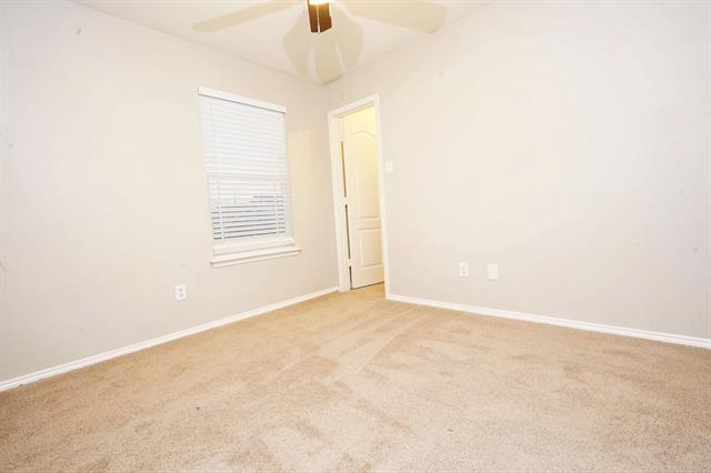 Building Photo - 1612 Cambridge Dr