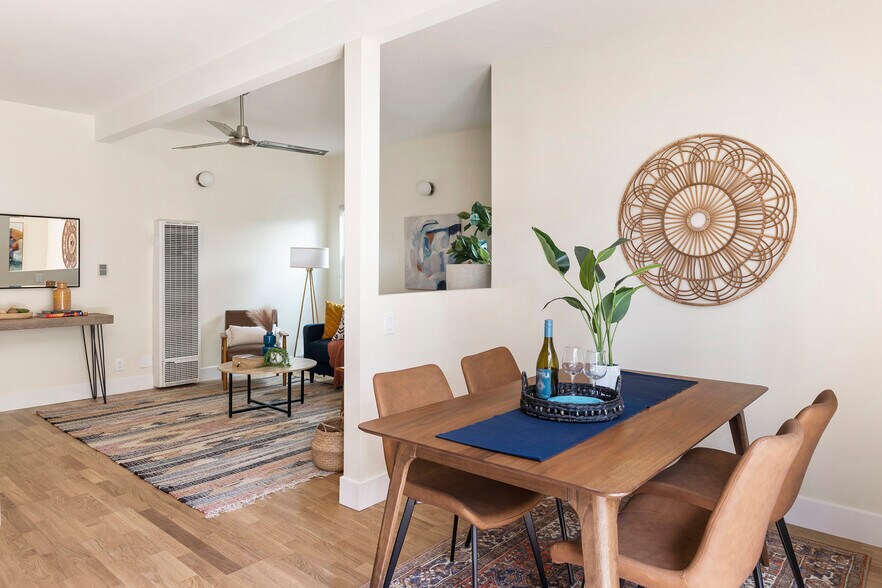 Building Photo - 617 6th Ave