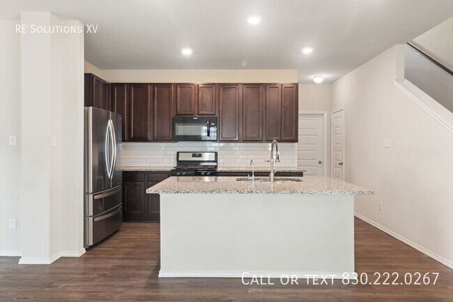 Building Photo - 15219 Selene View