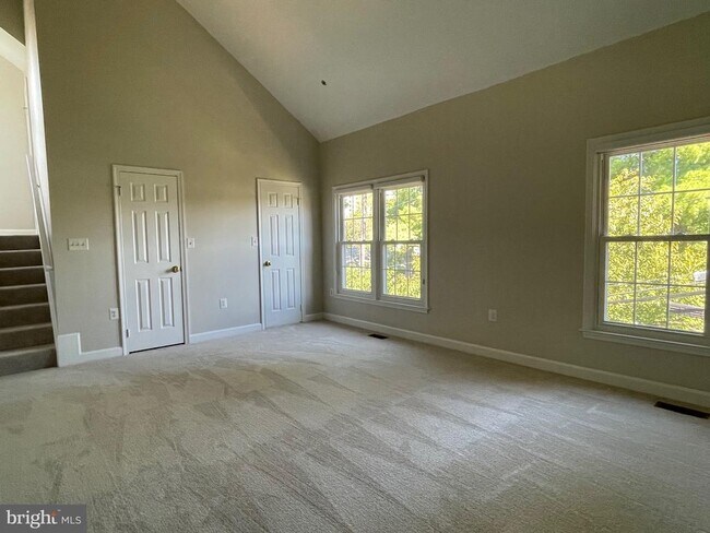 Building Photo - 9715 Whitley Park Pl