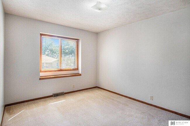 Building Photo - 13946 Arbor Cir