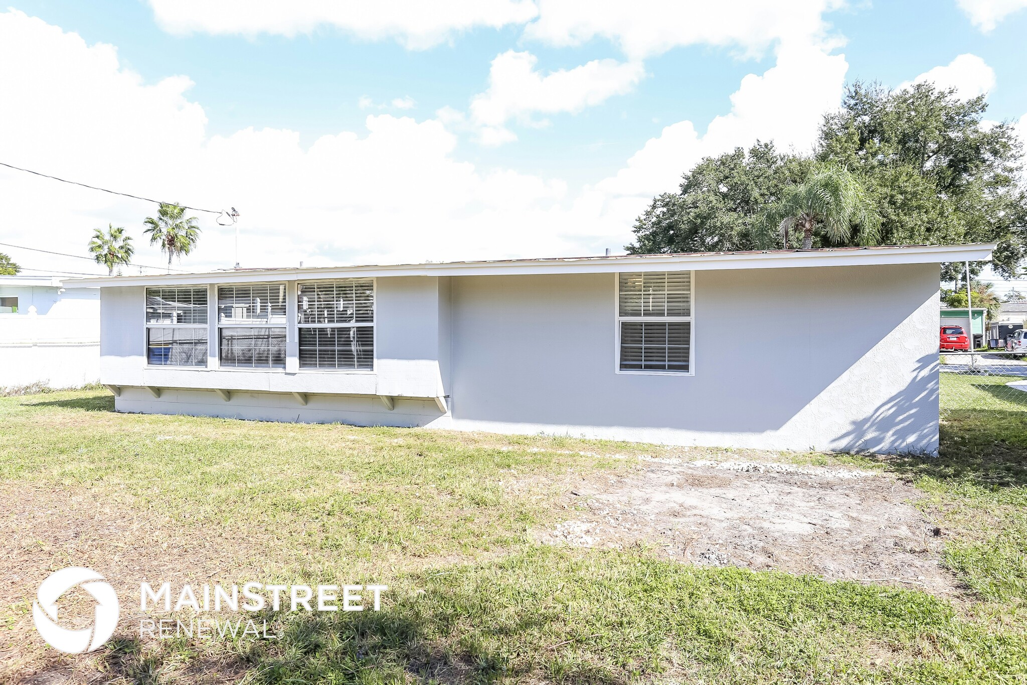 Building Photo - 9564 Crestview St