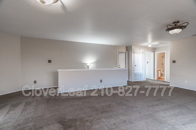 Building Photo - 6203 Lakeview Dr.