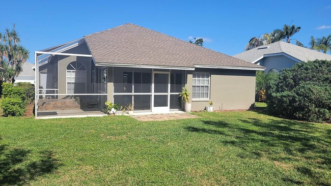 Building Photo - 20907 Country Barn Dr
