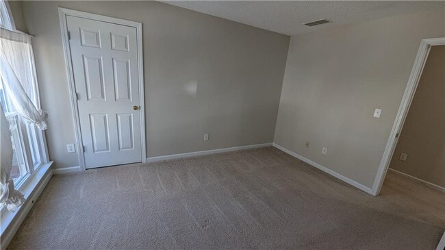 Building Photo - 2237 Traywick Chase