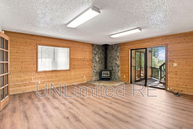 Building Photo - 1410 Inverrary Way