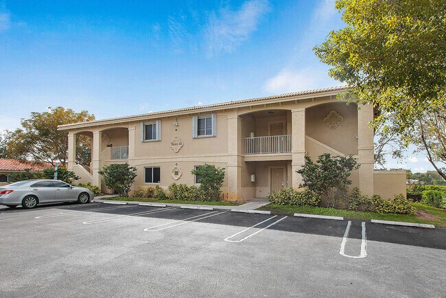 Building Photo - 8460 NW 40th St