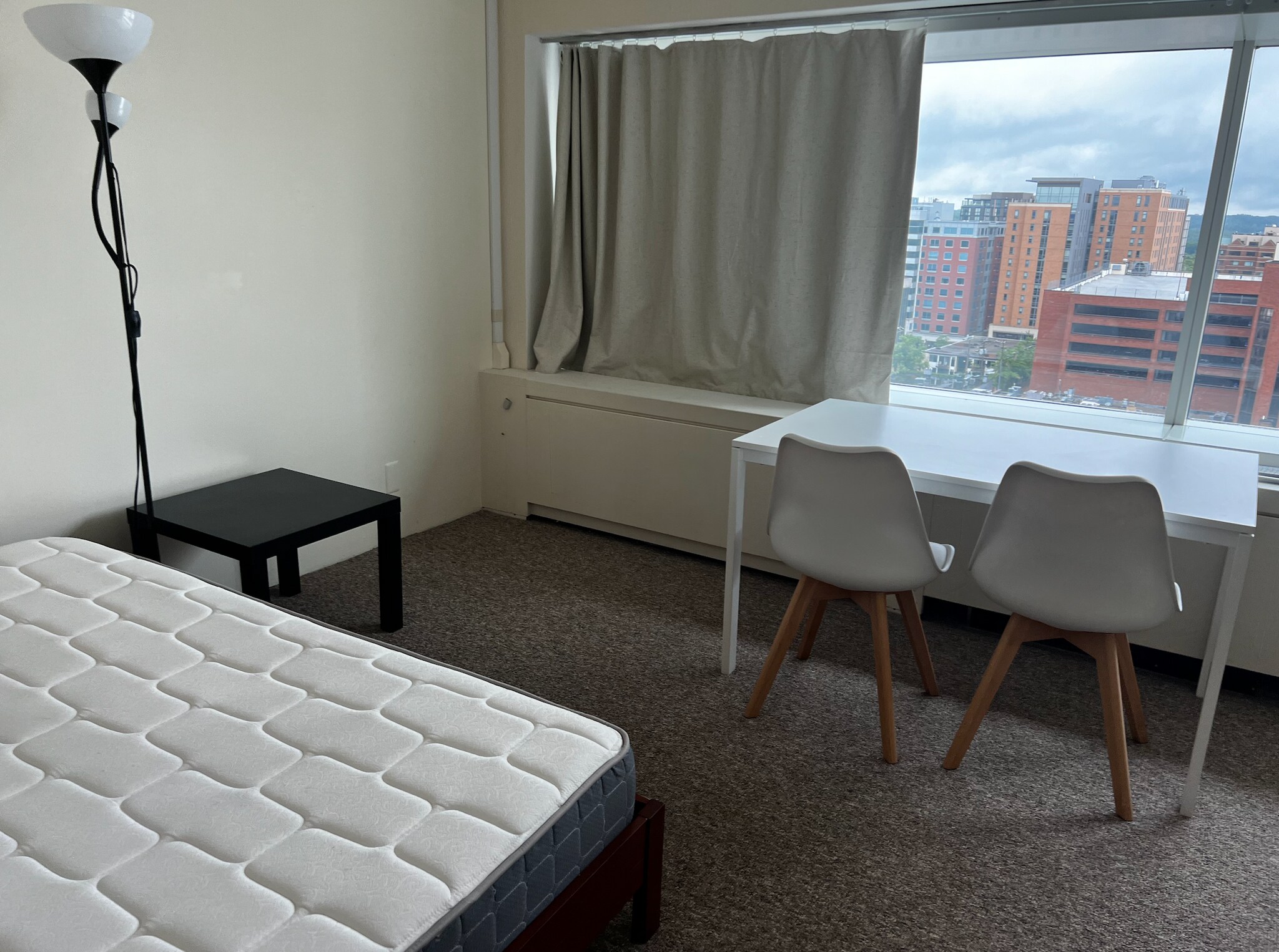 Building Photo - 555 E William St