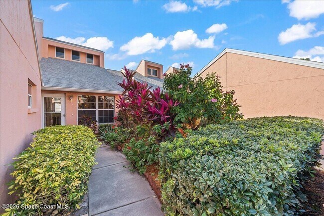 Building Photo - 119 Casseekee Trail